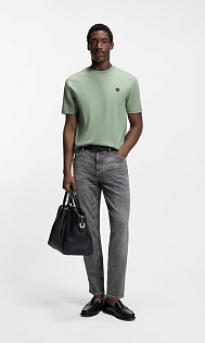 Футболка с логотипом