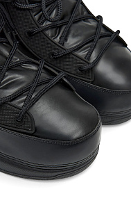 Мунбуты из кожи и текстиля