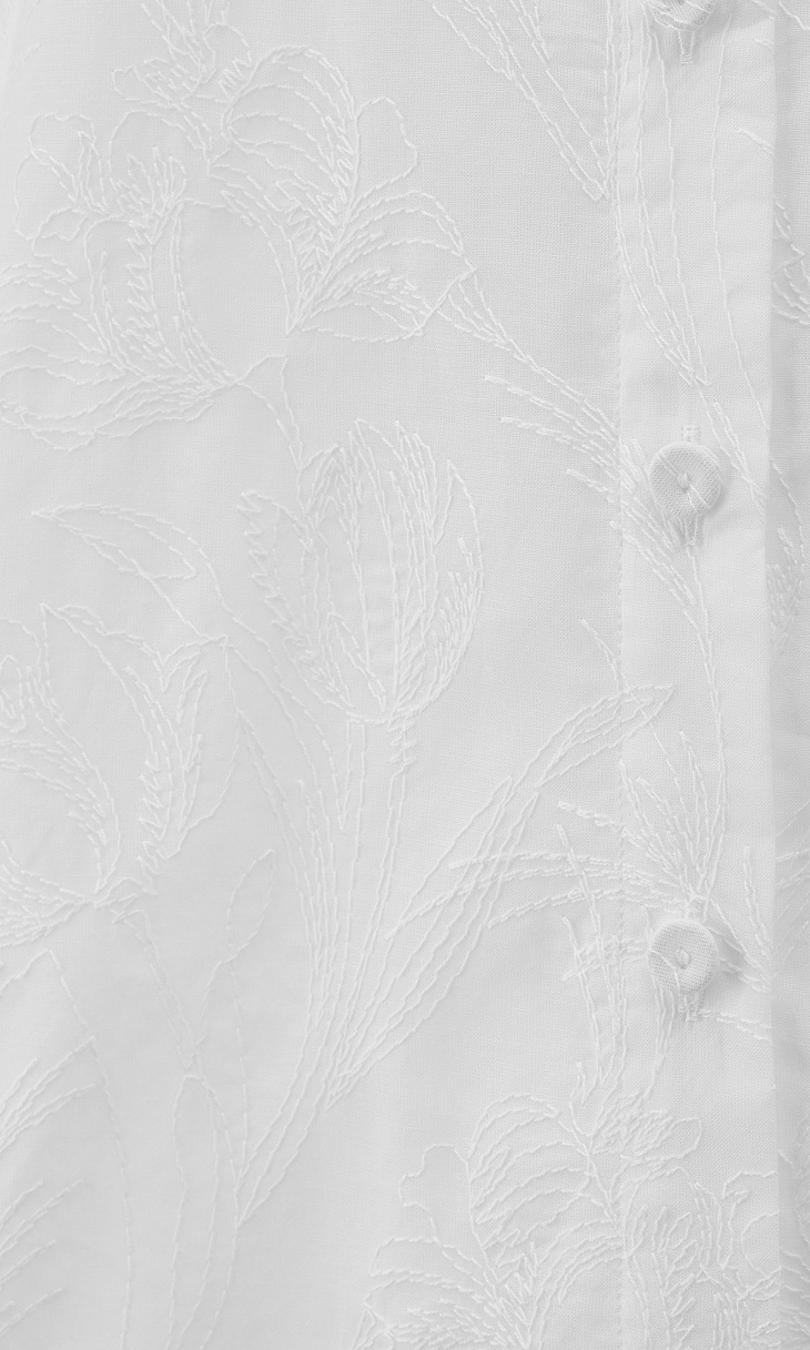 RIANI: Блуза с вышивкой