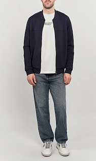 Спортивная куртка