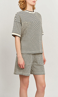 Пуловер с узором