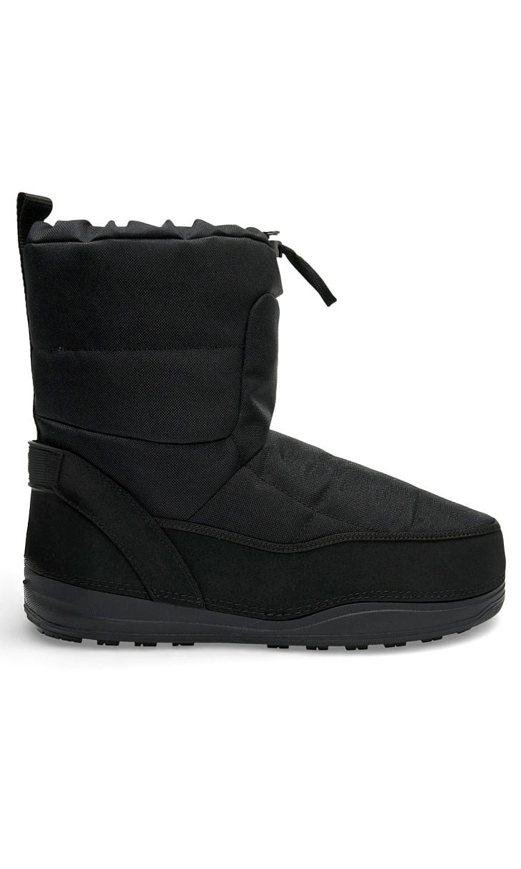 BOGNER: Мунбуты на кулиске