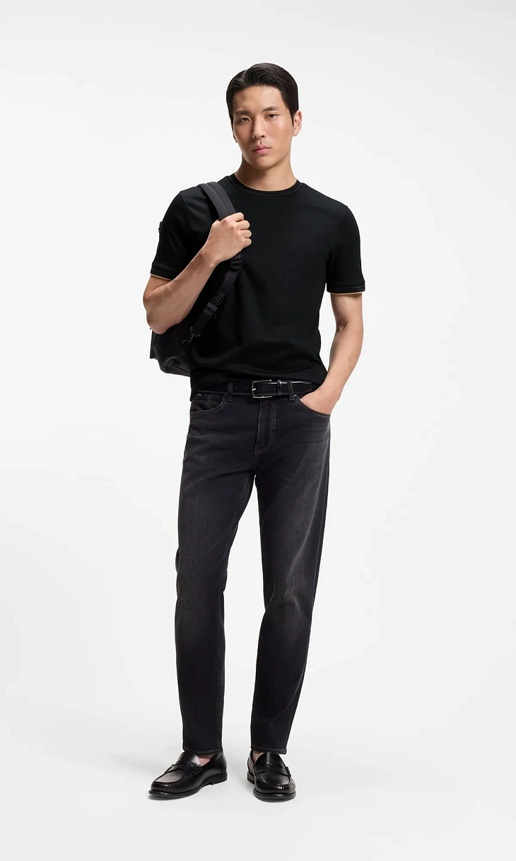 HUGO BOSS: Футболка с отделкой